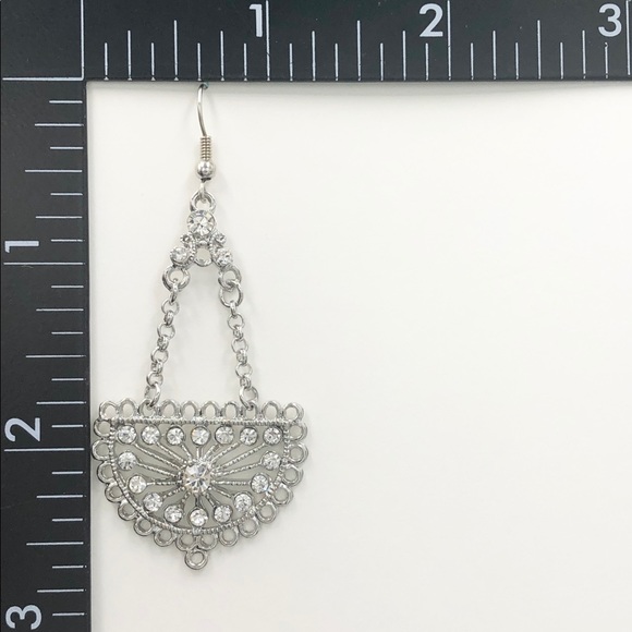 🍀 Abstract Basket Rhinestone Earrings - Picture 2 of 2